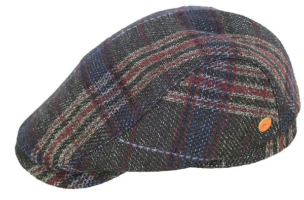 Topi Flat Cap dengan Motif Karo